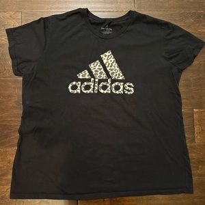 Women’s Adidas Leopard/Cheetah Print Logo Black T-Shirt - Size 2XL.